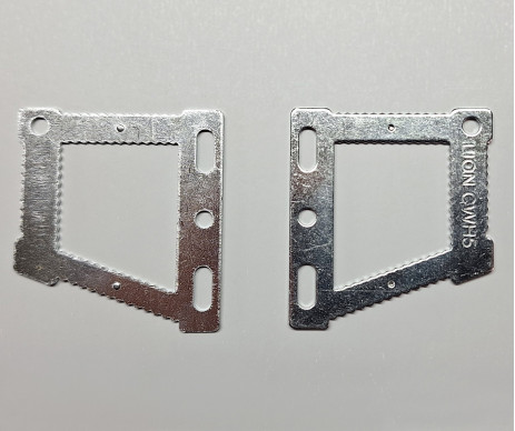 Zkosený rohový speciální závěs na velké obrazy s dvěma vruty s plochou hlavou